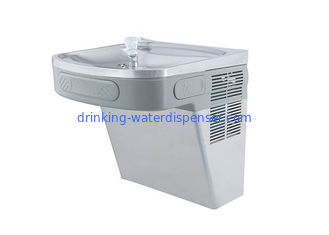 単一の洗面器の飲料水の噴水、ステンレス鋼の水飲み場
